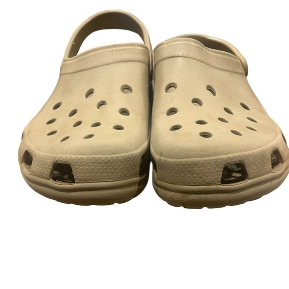 Crocs Classic Clog Tan Beige Unisex Slip On Shoe Lightweight Sz w10 or m12 Comfy - Picture 4 of 12